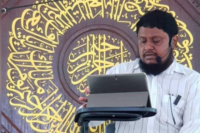 Sheikh mohamed ibrahim ge 2 loluge fenun gellijje, beysfaruvaa ah ehee ve dhevvaa!