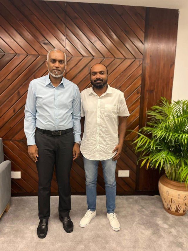 Primary nubaavvai villingili council ge raees ge ticket mihaaru ge raees ah PNC in dheefi