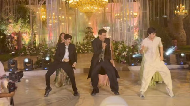 Hrithik aai eyna ge dhe dharinge mi husha'elhumah gina loa thakeh amaazu vejje