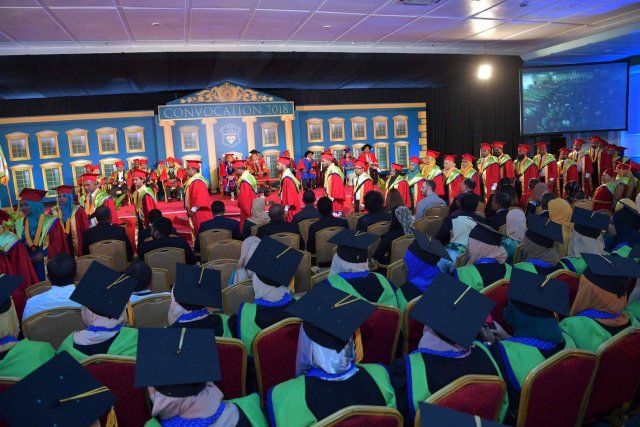 Huhdha nudhey collage thakeh ge course thaeh hingaathee avid collage ah fiyavalhu alhaifi