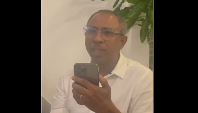 Bali gaboolu kuravvai Adam azim aa eku hunnevikan Ali Azim haama kuravvaifi