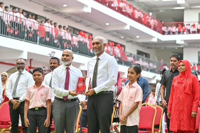 Shaheed ali school akee raajjeyge hurihaa rasheh shaamilvaa school eh: Minister