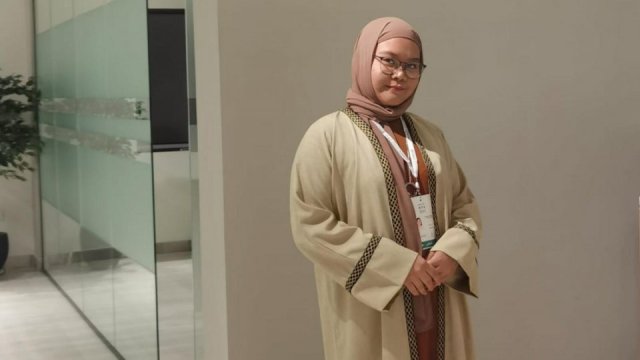 Bangeege adun Islam dheenuge hidhaayai libunu ukhthehge vaahaka!