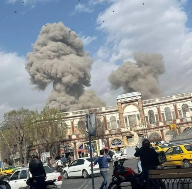 America ge 4 marukazakah hamalaa dheefi, Riyadh ah ves hamalaa amaazuvi