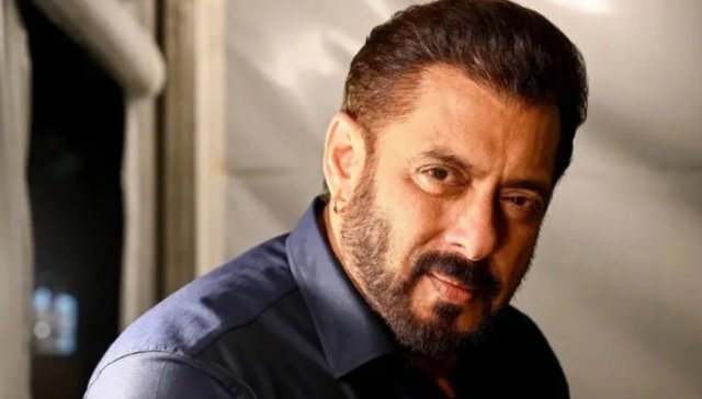 2 Aharuge medhukendumakah fahu 2027 gai Salman ge film eh?