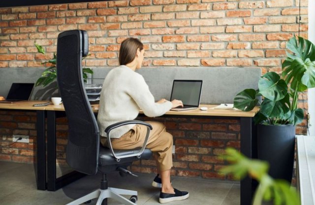 Vazeefa gai gina iru isheendhe innan jeheytha? Mi liyun kiyaalaa!