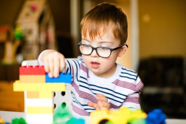 Dharinge faraathum mikankan faahaga vaanama faruvaa kuda nukuraathi!