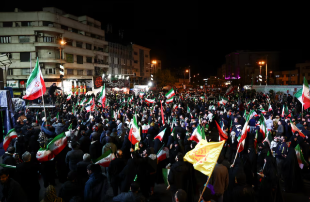 Israel in hamalaathah dhemundhaairu mashvaraathah feshumuge maanaeh neiy: Iran