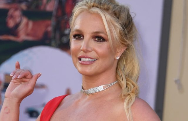 Masthuge haalathugai kaaru dhuvvi massala gai Britney kushah iuthiraaf vejje 
