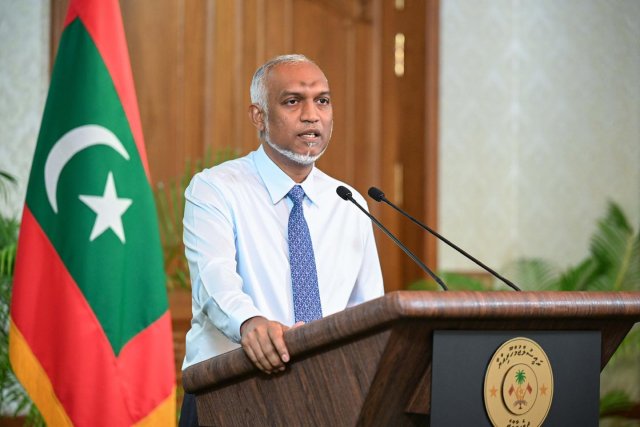 Raees Muizzu ge MIB account gai huree emme 1000rf.