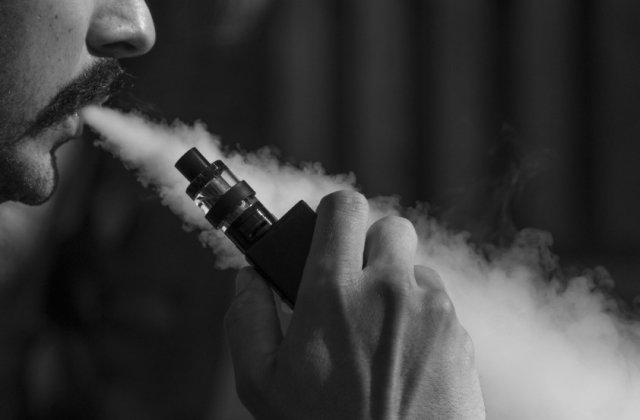 Vape kurumakee ciggerate buimah oiy vaki rangalhu badhaleh noon!