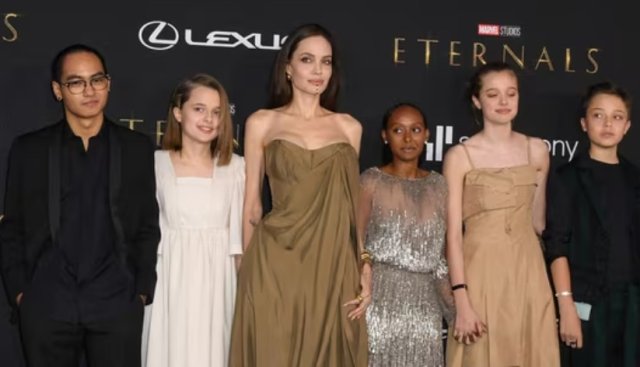 Angelina aai Brad ge dharifulhu Maddox ves namun bappa ge nan uni kuranee!
