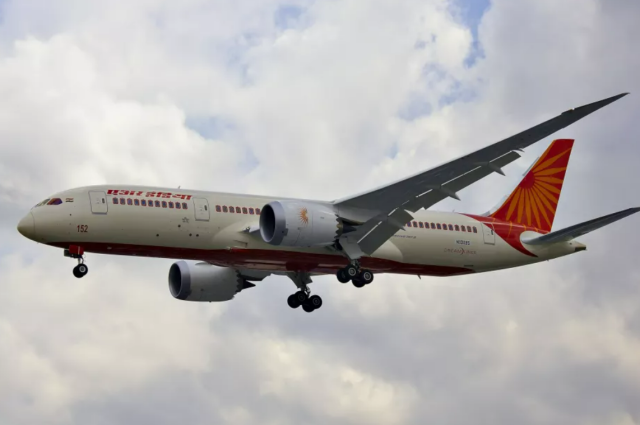 Air India ge flight akah lolhunthakeh araa 14 meehakah aniyaavejje