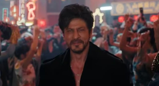 Shahrukh Khan mifaharu fenunee mulhin thafaathu koh: King khan ge aa style eh!