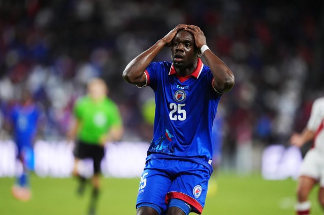Emme fahu vaguthu Haiti ah jehunee jersey ge design badhalu kuran