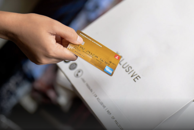BML dollar debit card eh hadhai, beynun kurumun 1,000 dollar libey promotion eh