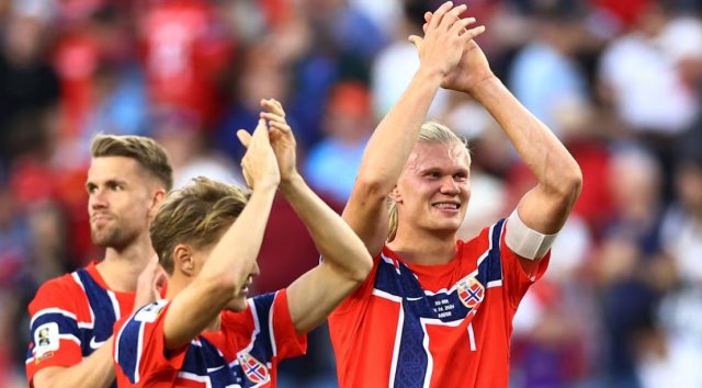 America ah ithubaaru nethee tha? Norway in world cup ah dhiyaee kaa boa thakethi ves hifaigen!
