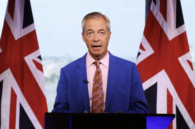 Agu bodu private jet ehgai Raajje vadaigai Farage, parliament in isthiufaa dhevvaifi