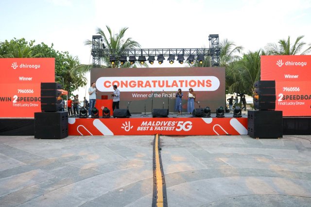 Dhiraagu win 2 speed boats promotion ge fahu naseebuveriyaa hovaifi