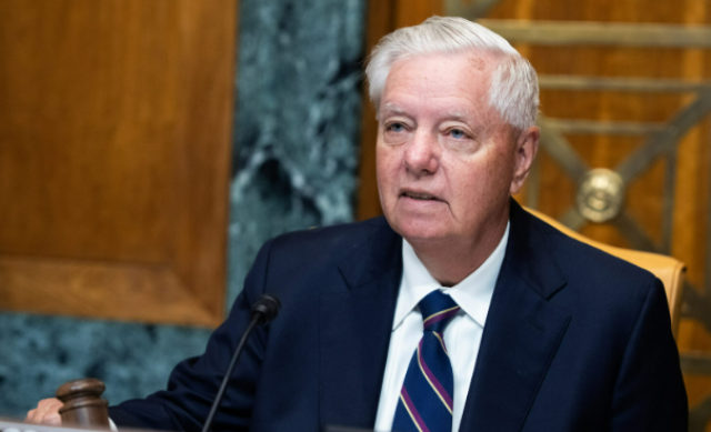 Israel ah thaaeedhu kuraa America ge senator Lindsey Graham kulli gothakah maruvejje