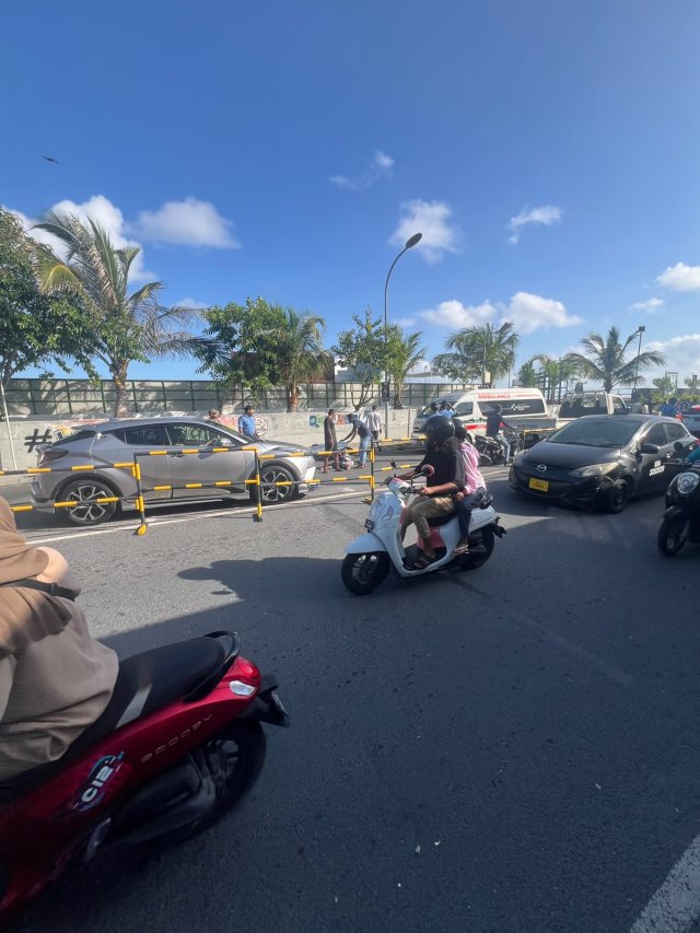 Male gai hingi nurakkaatheri accident eh gai meehaku maruvejje