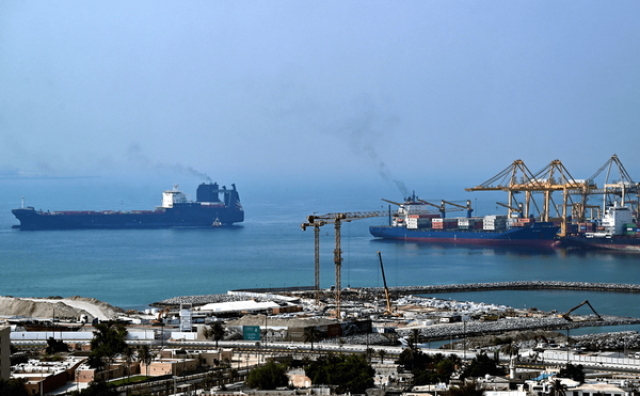 Raiykanduge hamalaathakaaeku Iran ah adhabudheyne kamuge inzaaru, theluge agu 100 dollar in mahchah