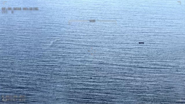 Supply dhoani adiah dhiya haadhisaa aa gulhigen gellunu 3 meehun nufeney: MNDF
