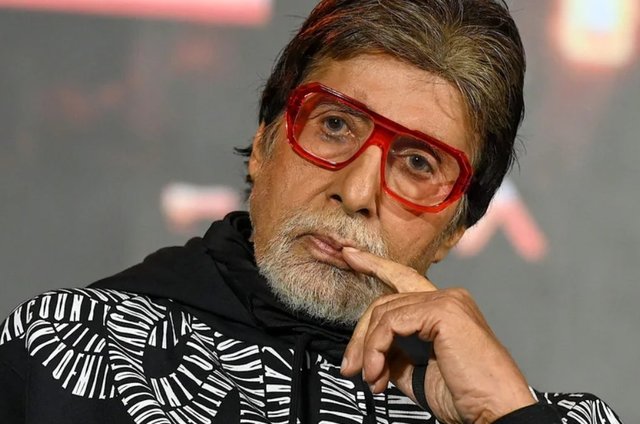 83 aharugai 24 gadi iruge shift thah: Amitabh ge keumaai nidhumah ves buroo araafai!