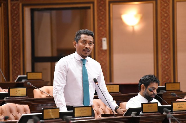 Bin athulumaa dhekolhu petition agenda nukoh, majlis ge petition usoolu badhalu kuranee