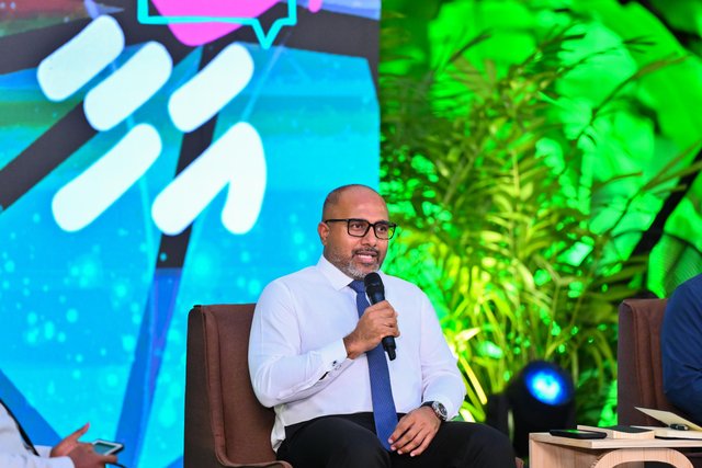 Gaivaidhaa hilaafah ulhey bidheyseen ge massala anna aharuge May mahah hallu vaane: Ihusan