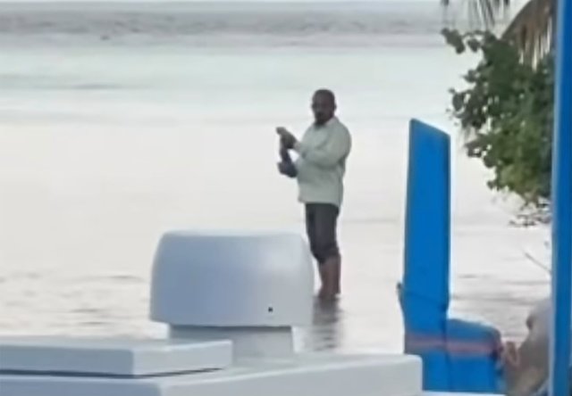 Sihuru hadhaa kamuge thuhumathugai Vandhoo mudhimaku hayyaru koffi