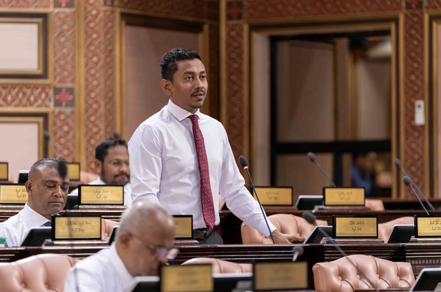 Iuthiraazukuraa adhadhu ge 100 percent dhakkan, tax gaanoonah islaaheh