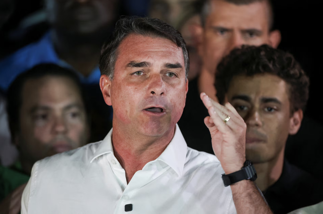 Inthihaabun naakaamiyaabuvi Bolsonaro eynaa akee 'Brasil ge zaeem' kamah bunefi