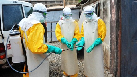 4 Aharah fahu Guinea gai anekka ves Ebola fethureny 