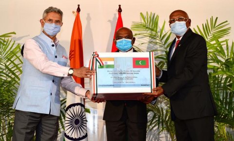 India in ithuru 100,000 dose ge vaccine raajje ah hadhiyaa koffi