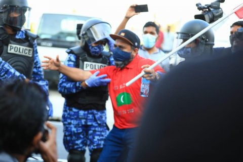 Muzaaharaa in 28 meehaku hayyaru koffi