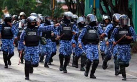 Terrorism ah hivvarudhey kamah bune Addu in hayyaru kuri meehun dhookollaifi