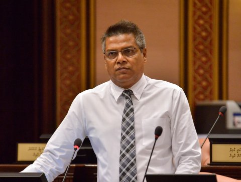 Reeko Raees Nasheed ah: Bagaavathakun verikah vattaalavvan noolhuvaa