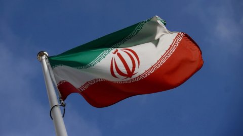 Europe aa eku nuclear mashvaraathah kuran thahyaaru: Iran