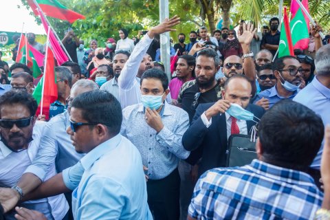 Raees Yameen ge passport hifahattan edhunee fillavaafaane kamuge hekkeh nethi