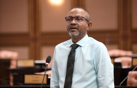 UPDATED NEWS: Komandoo dhaairaage member Hussain Waheed avahaara vejje