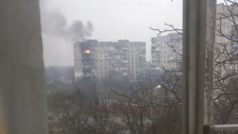 Mariupol: Fen nulibeythaa 5 dhuvas, nukumeveyne gotheh nethi aanmun thaashi vefai!