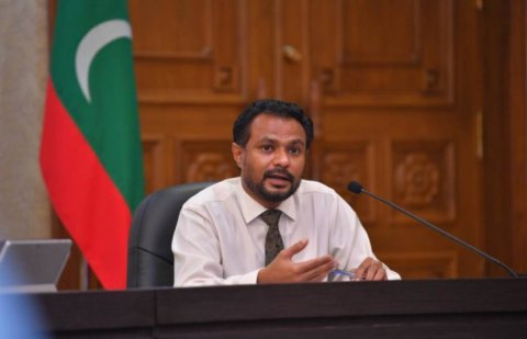 Raees ge legal counsel ge magaamun Ahmed vaki kuravvaifi