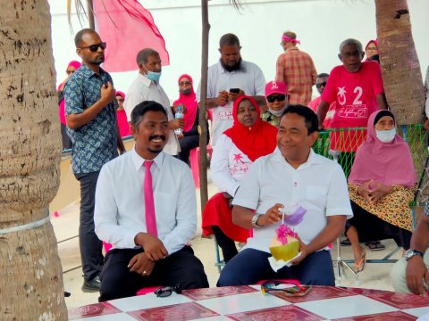 Kaamiyaabee faahaga kuravvan Raees Yameen Kurendhoo ah vadaigannavanee