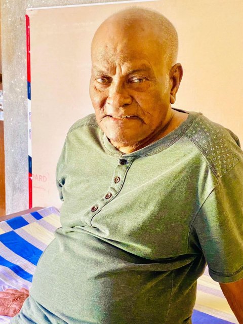 Kudahuvadhoo dhaairage member Amir ge bappa niyaavejje 