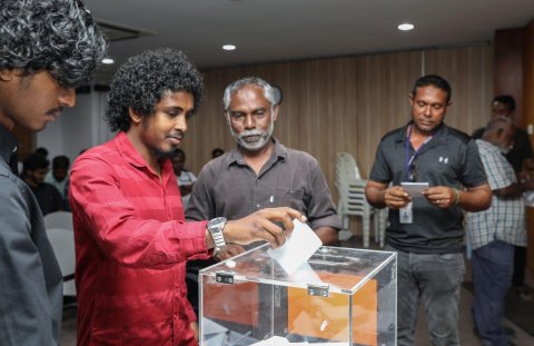 Stelco ge nuviki huri flat thakuge guruathulun baavvaifi