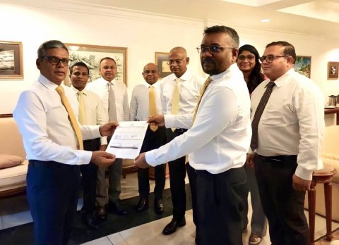 Reeko moosa alun MDP ah soi kuravvaifi