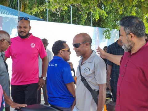 Guraidhoo dhaairaa ah vaadha kuraa 3 party in ves campaign fashaifi