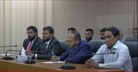 Fuhgiri mahsalaige thahugeegu file hoadhan Raees Yameen ge vakeelun edhijje