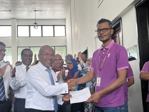 Nasheed ge Democrats registry kuran hushahelhee 3,500 form aa eku